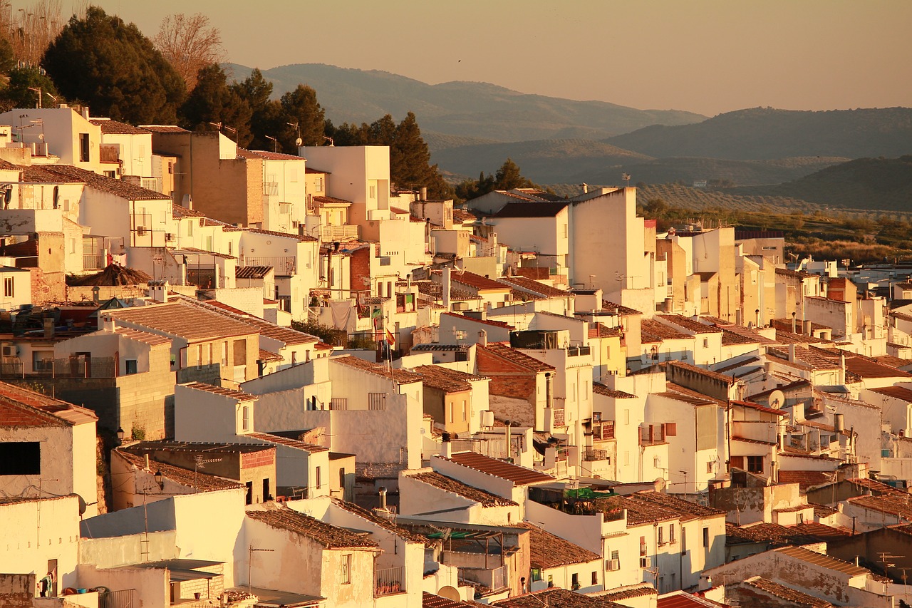 Edificios modernos representando el crecimiento inmobiliario